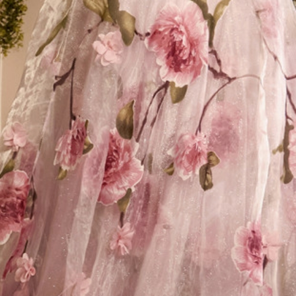 Formal dress - Picture 8 of 10